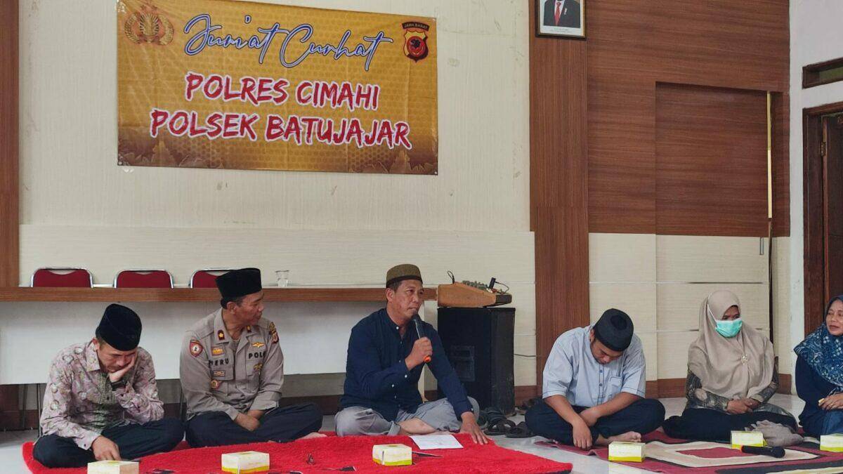 Jumat Curhat, Kapolsek Batujajar Tampung Aspirasi Warga